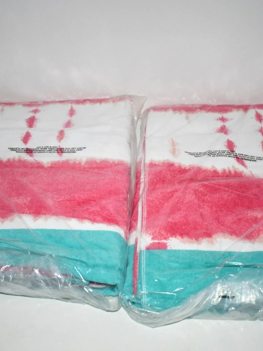 Crown & Ivy Beach Towels Set of 2 Pink Tie Dye 100% Cotton Style BT4097PKTD-6113
